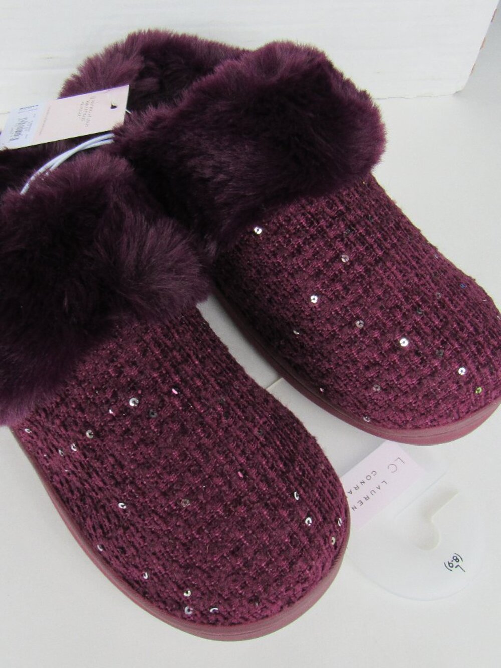 NEW LAUREN CONRAD FAUX FUR SLIPPERS SIZE L (8-9)